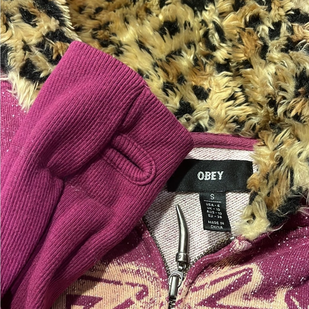 OBEY hoodie
